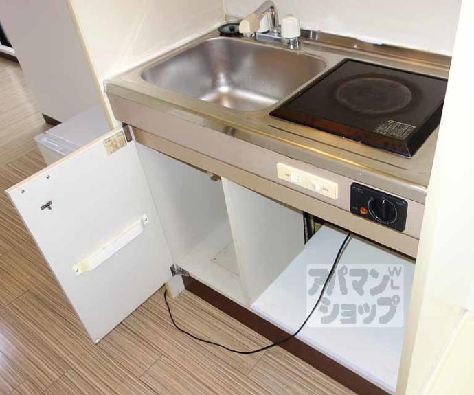 【エクセルワンズ八条】間取