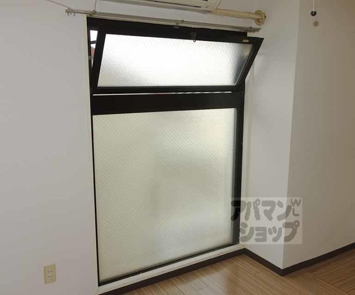 【エクセルワンズ八条】間取