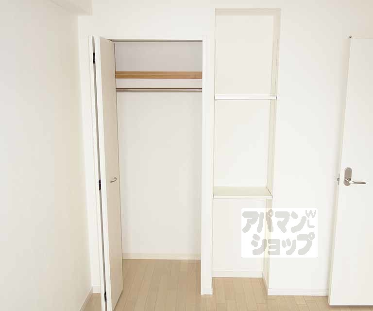 【KDXレジデンス西大路】間取