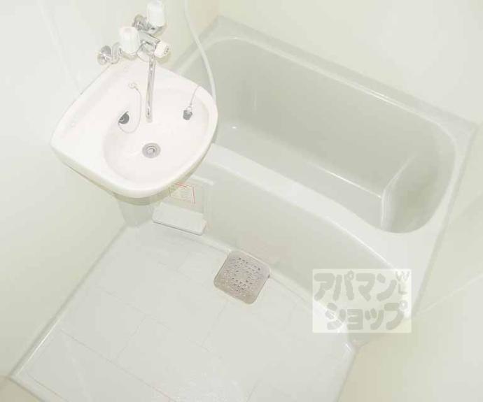 【レオパレスファースト】間取