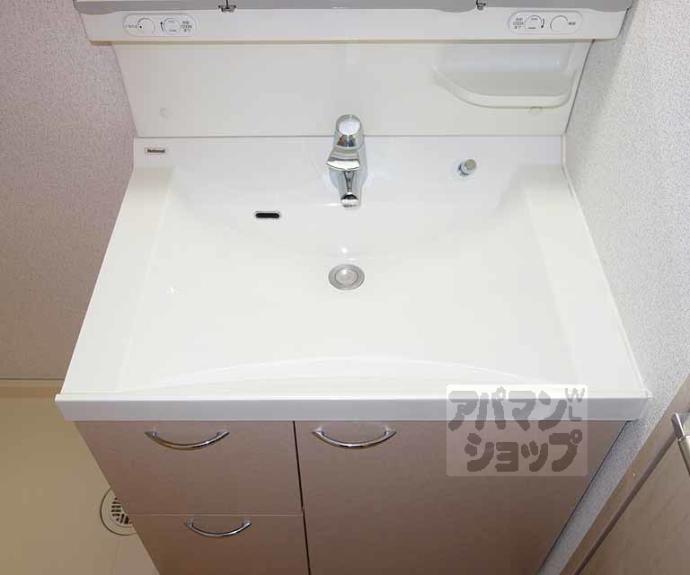 【パインフィールド洛東】間取