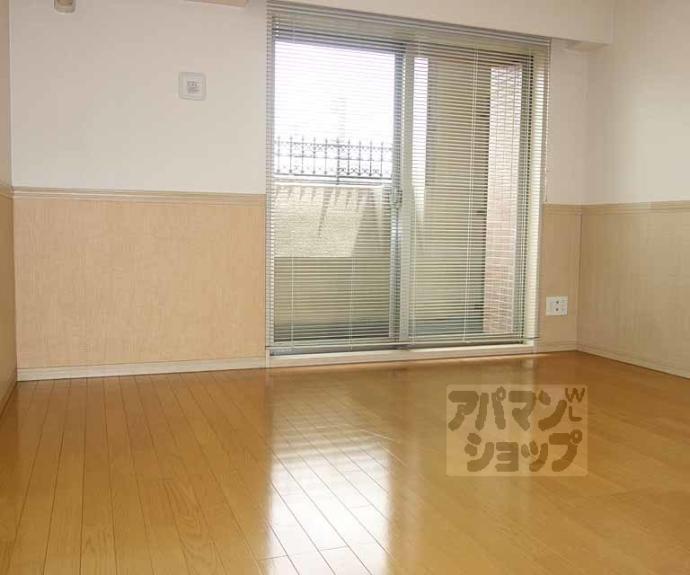 【パインフィールド洛東】間取