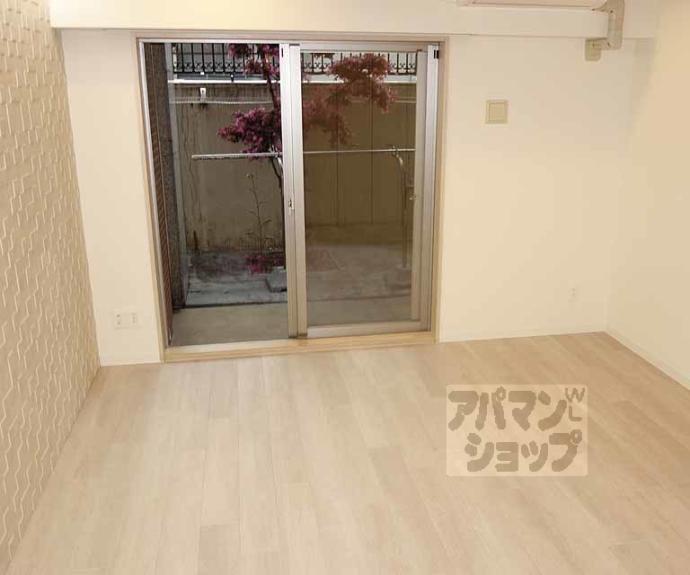 【パインフィールド洛東】間取