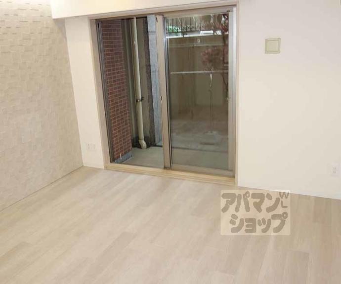 【パインフィールド洛東】間取