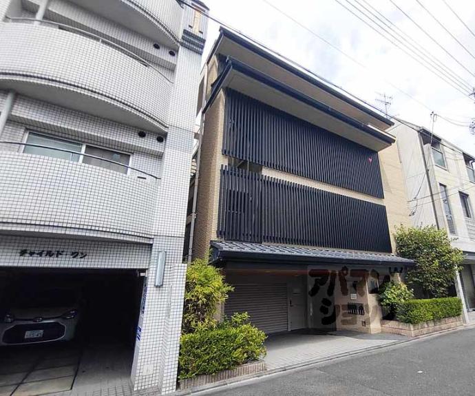 【シュシュパルク六条院】間取