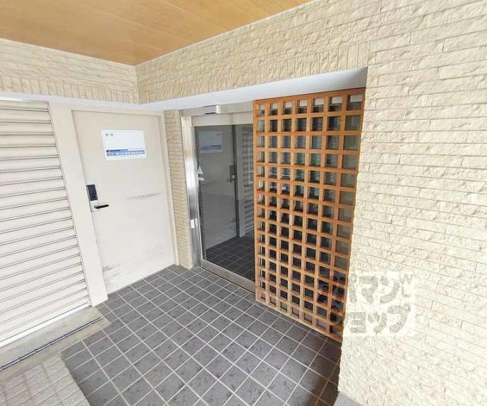 【シュシュパルク六条院】間取