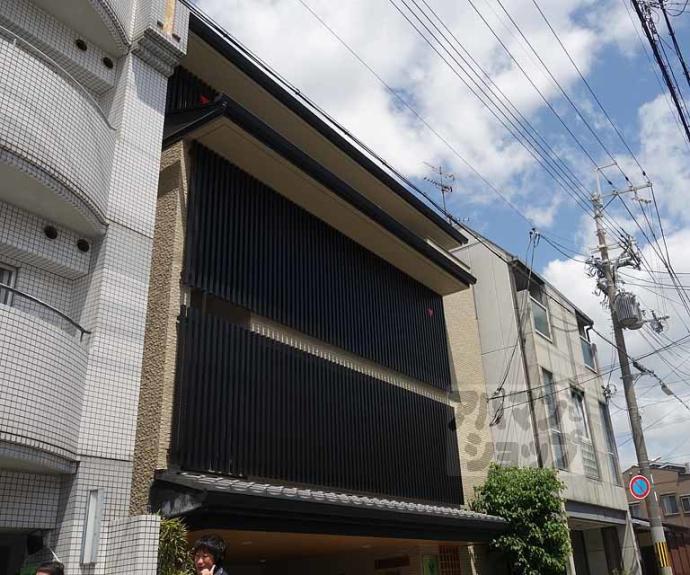 【シュシュパルク六条院】間取