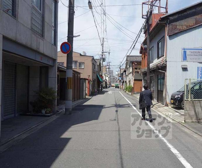 【シュシュパルク六条院】間取