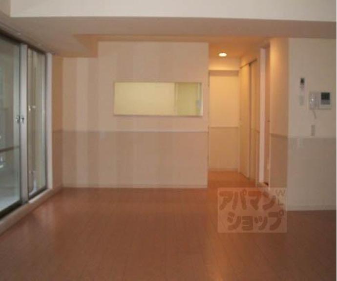 【シュシュパルク六条院】間取