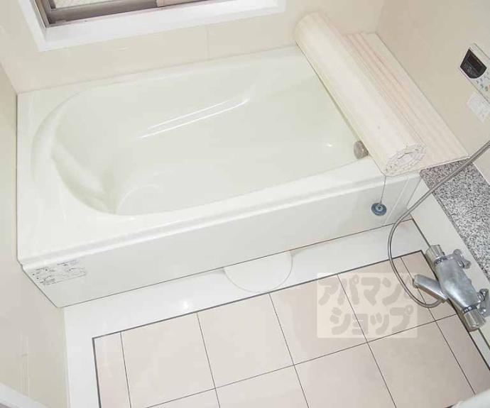 【シュシュパルク六条院】間取