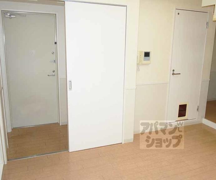 【シュシュパルク六条院】間取