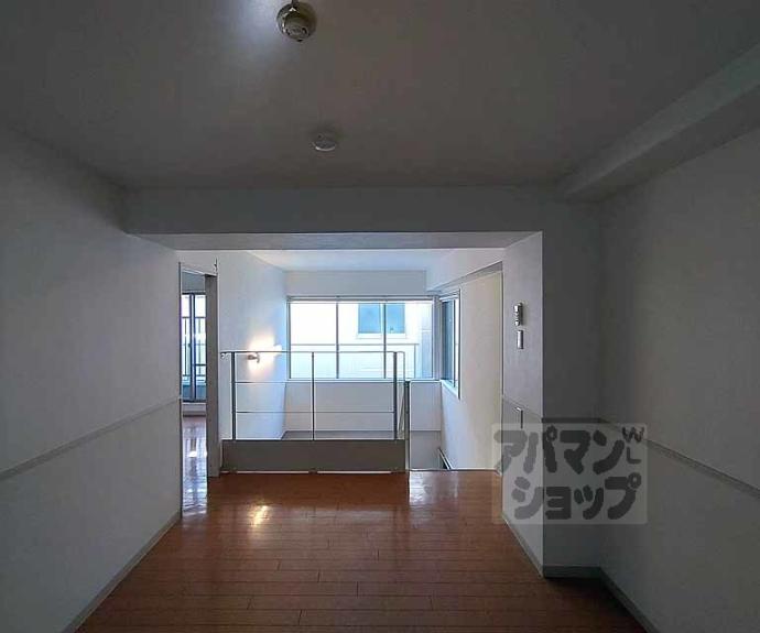 【シュシュパルク六条院】間取