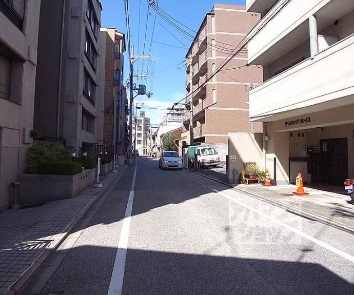 【ラ・メゾン・ド・ソレイユ】間取