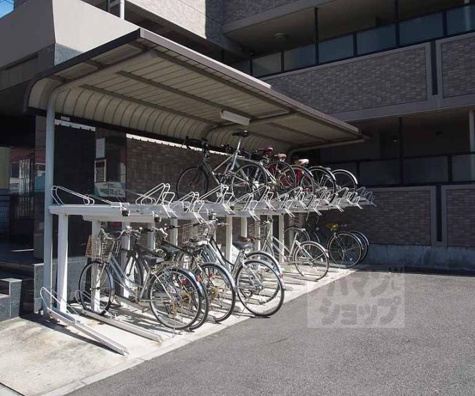 【カーサエスト札の辻】間取