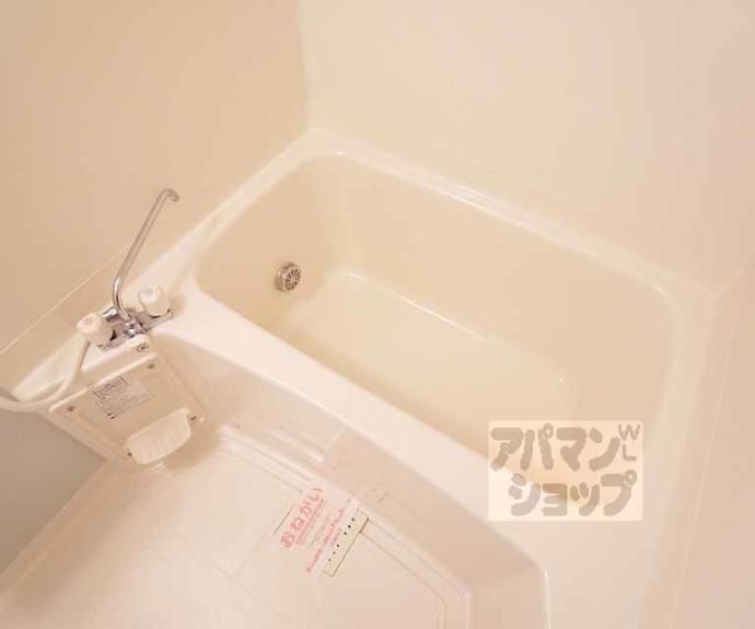 【ＳＰＲＩＮＧ　ＣＯＵＲＴ】間取