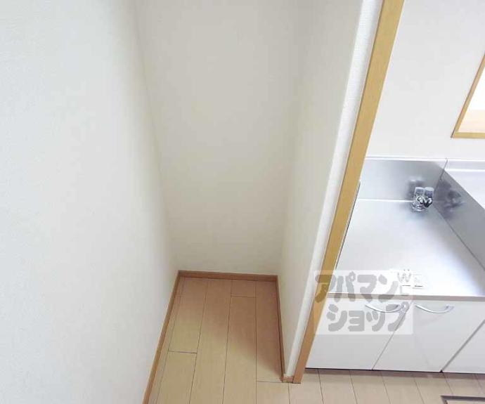 【ＳＰＲＩＮＧ　ＣＯＵＲＴ】間取