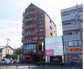ラ・ファミーユ：間取図
