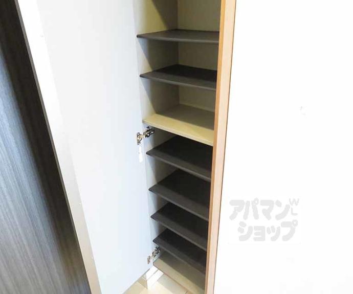 【ベラジオ京都七条ウエスト】間取