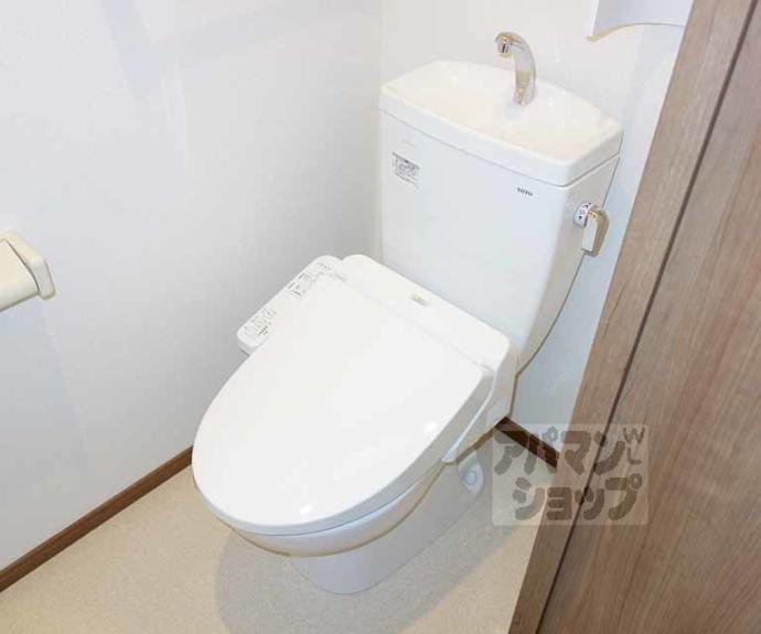 【デュラカーサ・ルシア鳥羽街道】間取