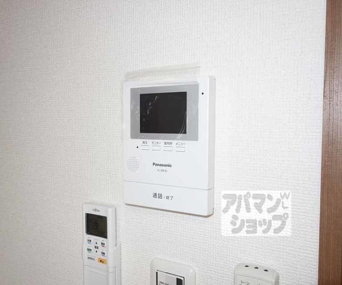 【デュラカーサ・ルシア鳥羽街道】間取