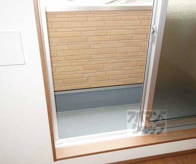 【デュラカーサ・ルシア鳥羽街道】間取