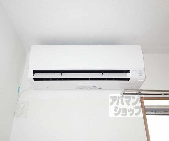 【デュラカーサ・ルシア鳥羽街道】間取