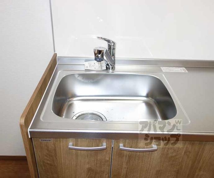 【デュラカーサ・ルシア鳥羽街道】間取