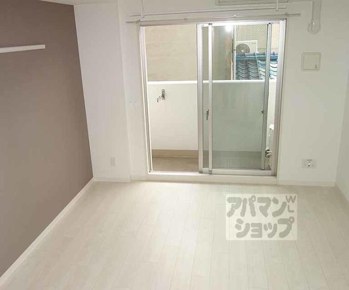 【Ａ－ｍｏｎＪＲ西大路】間取