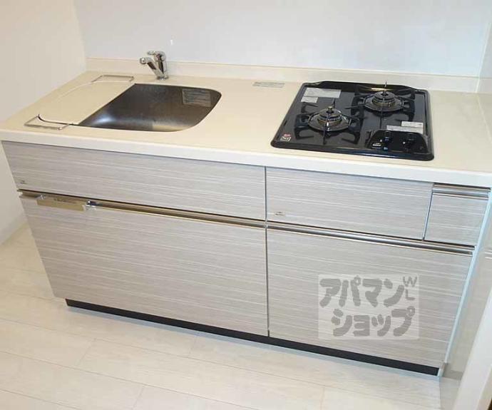 【Ａ－ｍｏｎＪＲ西大路】間取