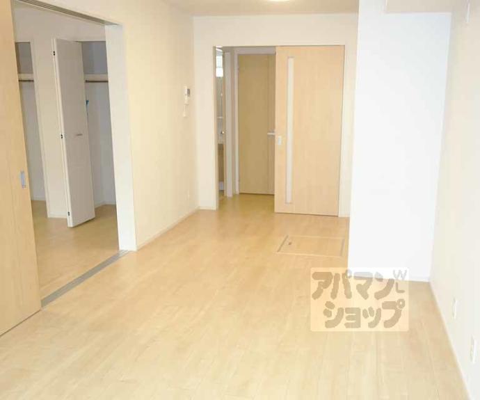 【シャルマン　東寺西】間取