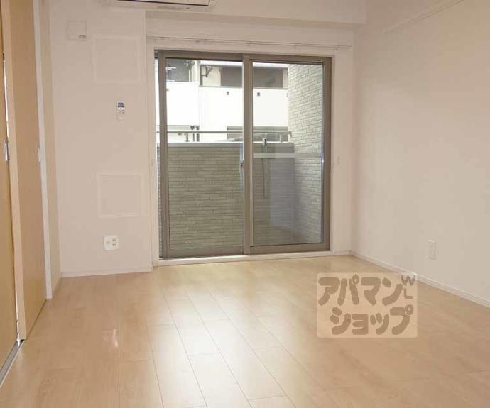 【シャルマン　東寺西】間取