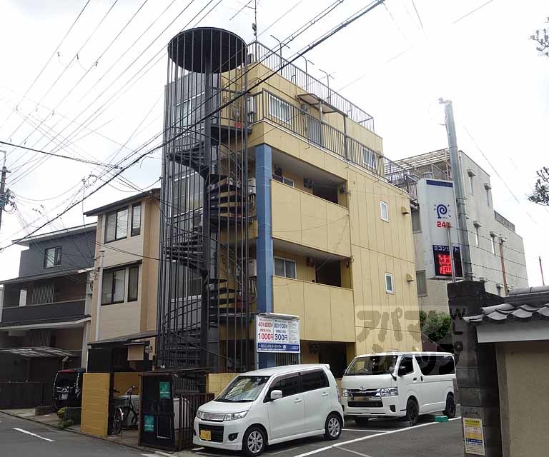 山米マンション