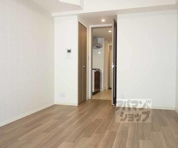 【プレサンスＴＨＥ　ＫＹＯＴＯ　華苑】間取