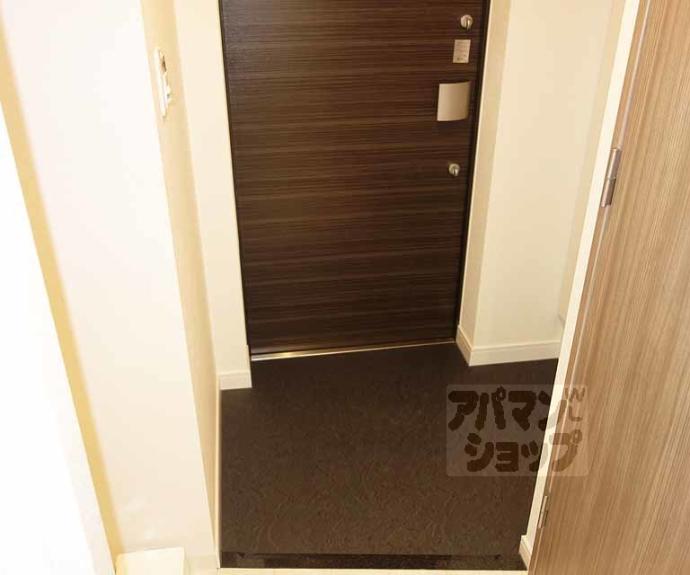 【プレサンスＴＨＥ　ＫＹＯＴＯ　華苑】間取