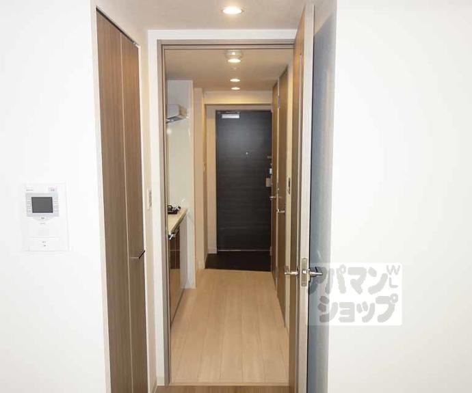 【プレサンスＴＨＥ　ＫＹＯＴＯ　華苑】間取