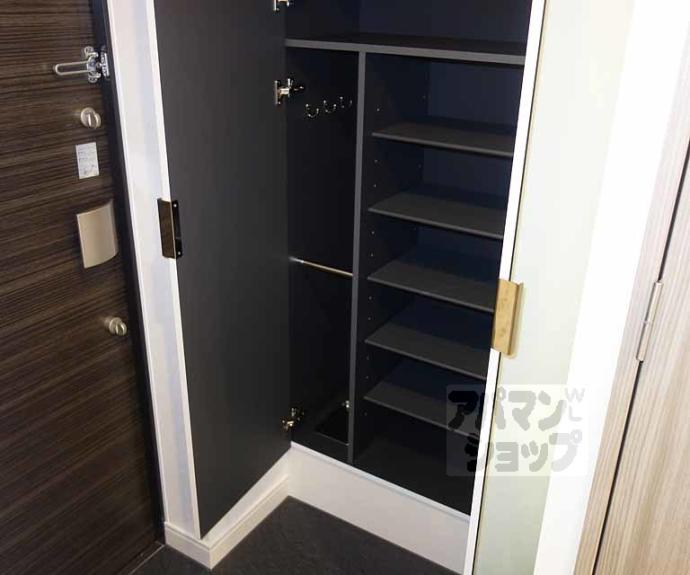 【プレサンスＴＨＥ　ＫＹＯＴＯ　華苑】間取