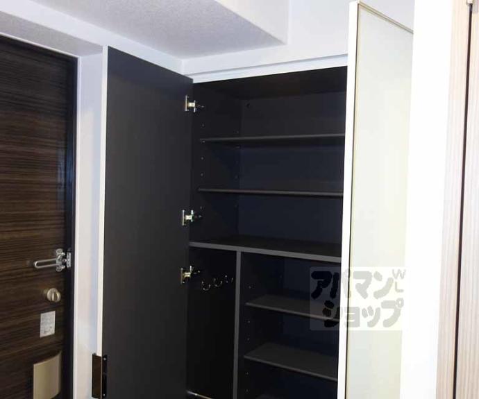 【プレサンスＴＨＥ　ＫＹＯＴＯ　華苑】間取