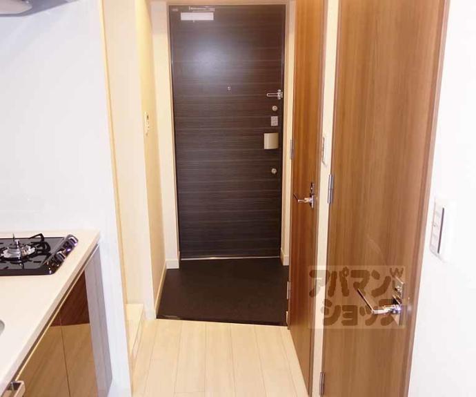 【プレサンスＴＨＥ　ＫＹＯＴＯ　華苑】間取