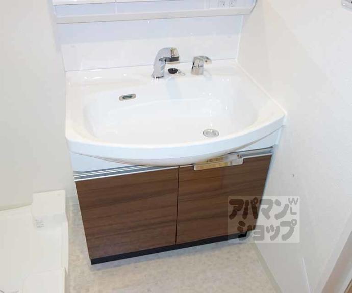 【プレサンスＴＨＥ　ＫＹＯＴＯ　華苑】間取