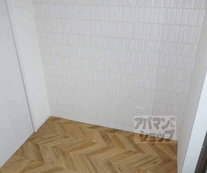 【ｎｉｃｏ西大路】間取