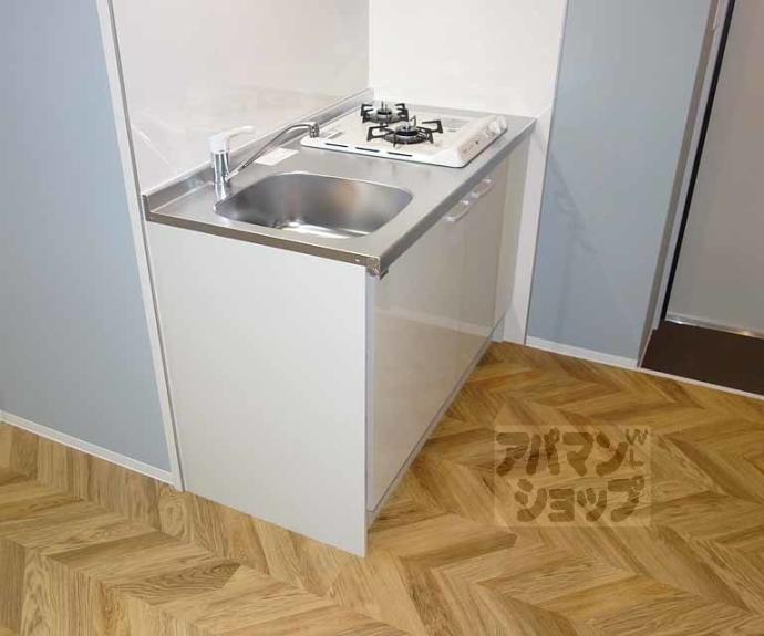 【ｎｉｃｏ西大路】間取