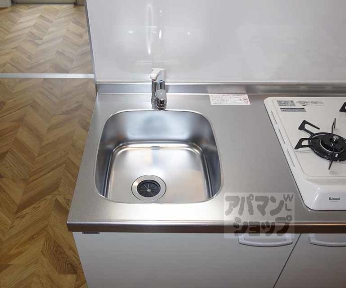 【ｎｉｃｏ西大路】間取