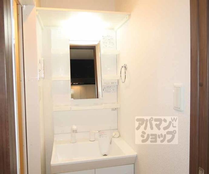 【アークリード本町三十三間堂】間取