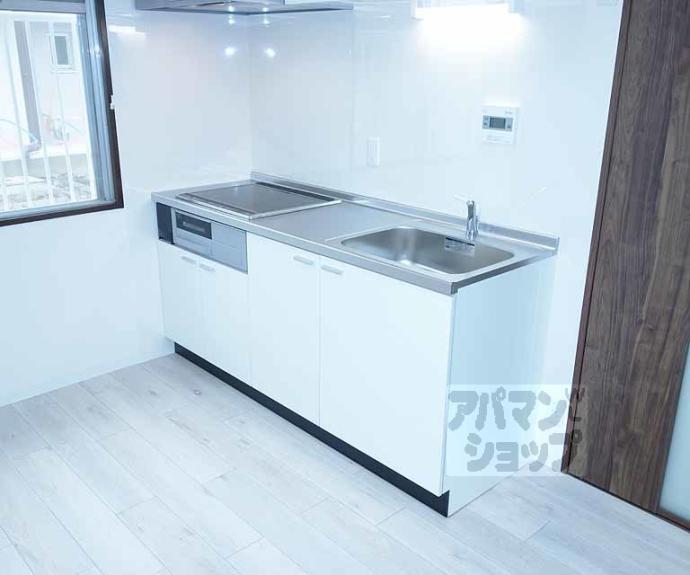 【エル・セレーノ西大路】間取