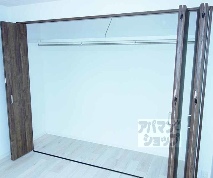 【エル・セレーノ西大路】間取