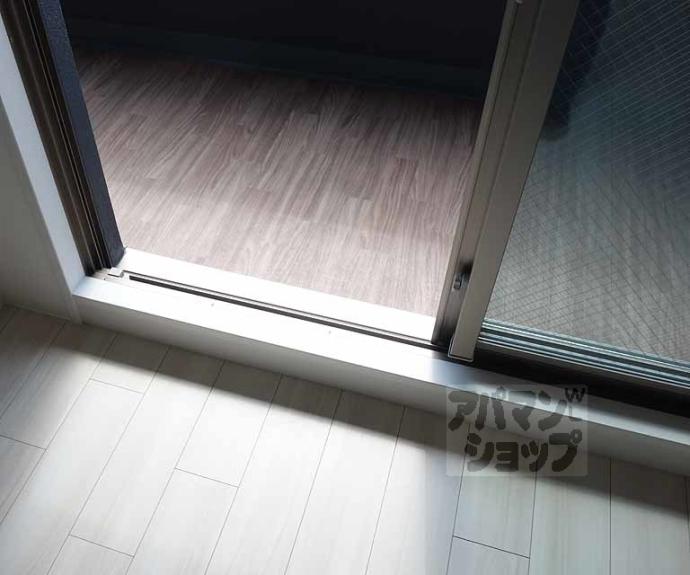 【クリスタルグランツ京都西大路】間取