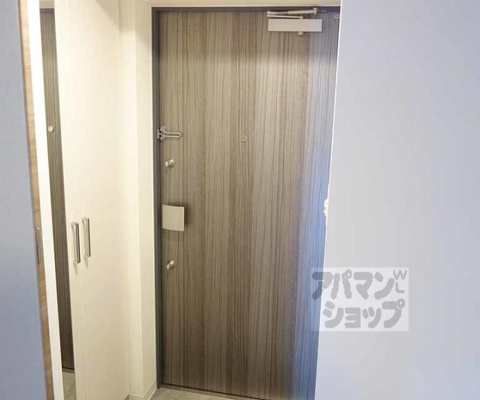 【クリスタルグランツ京都西大路】間取