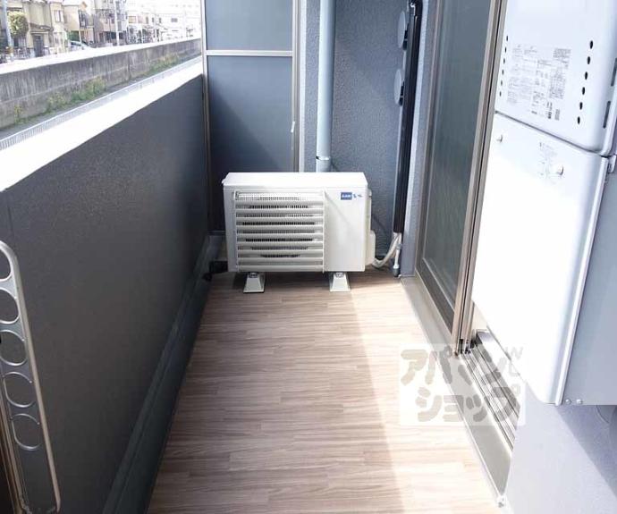 【クリスタルグランツ京都西大路】間取