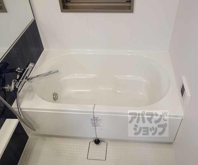 【クリスタルグランツ京都西大路】間取