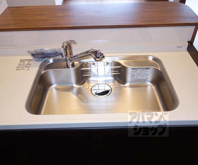 【グランレブリー桂川グレイスレジデンス】間取